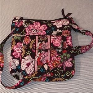 Great condition Vera Bradley side bag